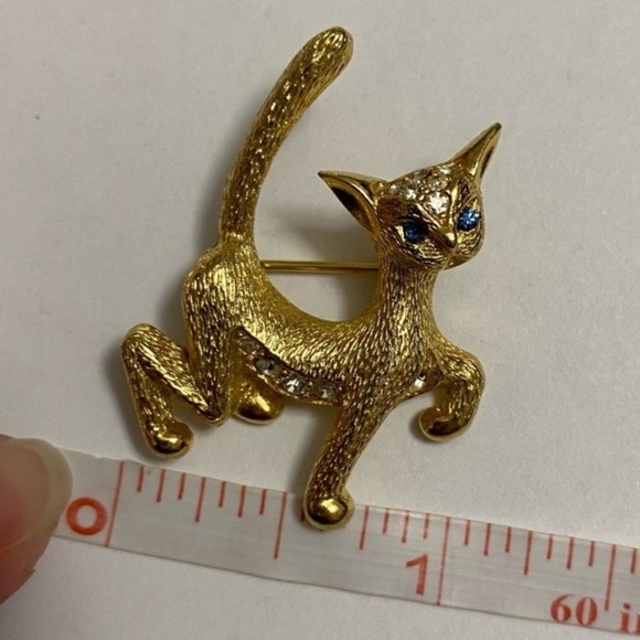 Vintage Prancing Gold Tone Kitty Cat Rhinestone Brooch Pin Sparkly Retro Kitten - Picture 6 of 6